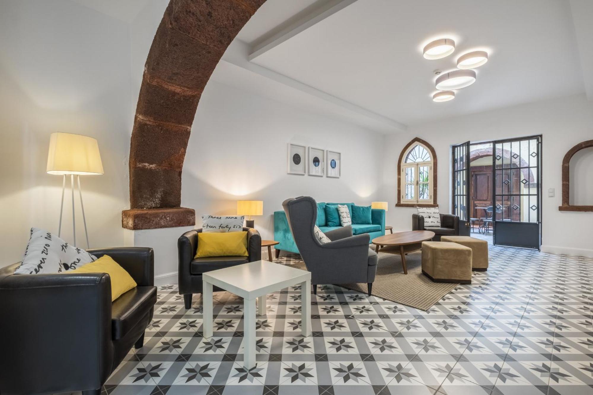 Studios Funchal By Homing Экстерьер фото
